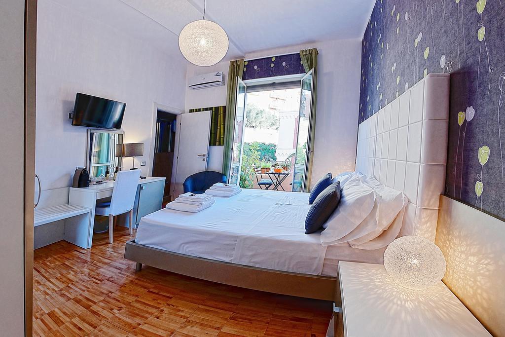 B&B Pellicano Guest House Реджо ди Калабрия Стая снимка